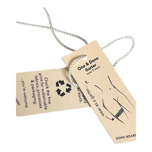 We are HAH / Free People NWT Strung Out Garter Emerald Green Headband Scrunchie - Picture 3 of 5